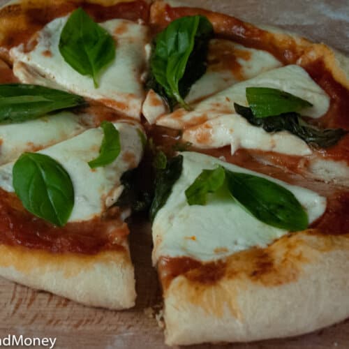 Margherita pizza