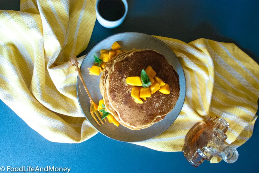 Whole wheat eggless pancakes